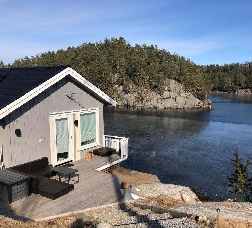 Lyseren Waterfront Cabin Omberg Exteriér fotografie